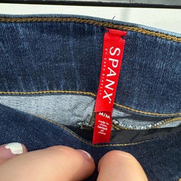 EUC- SPANX Denim Pants - Picture 4 of 5